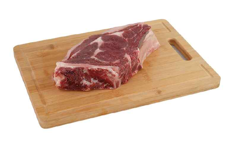 Beef entrecôte with bone - weighed